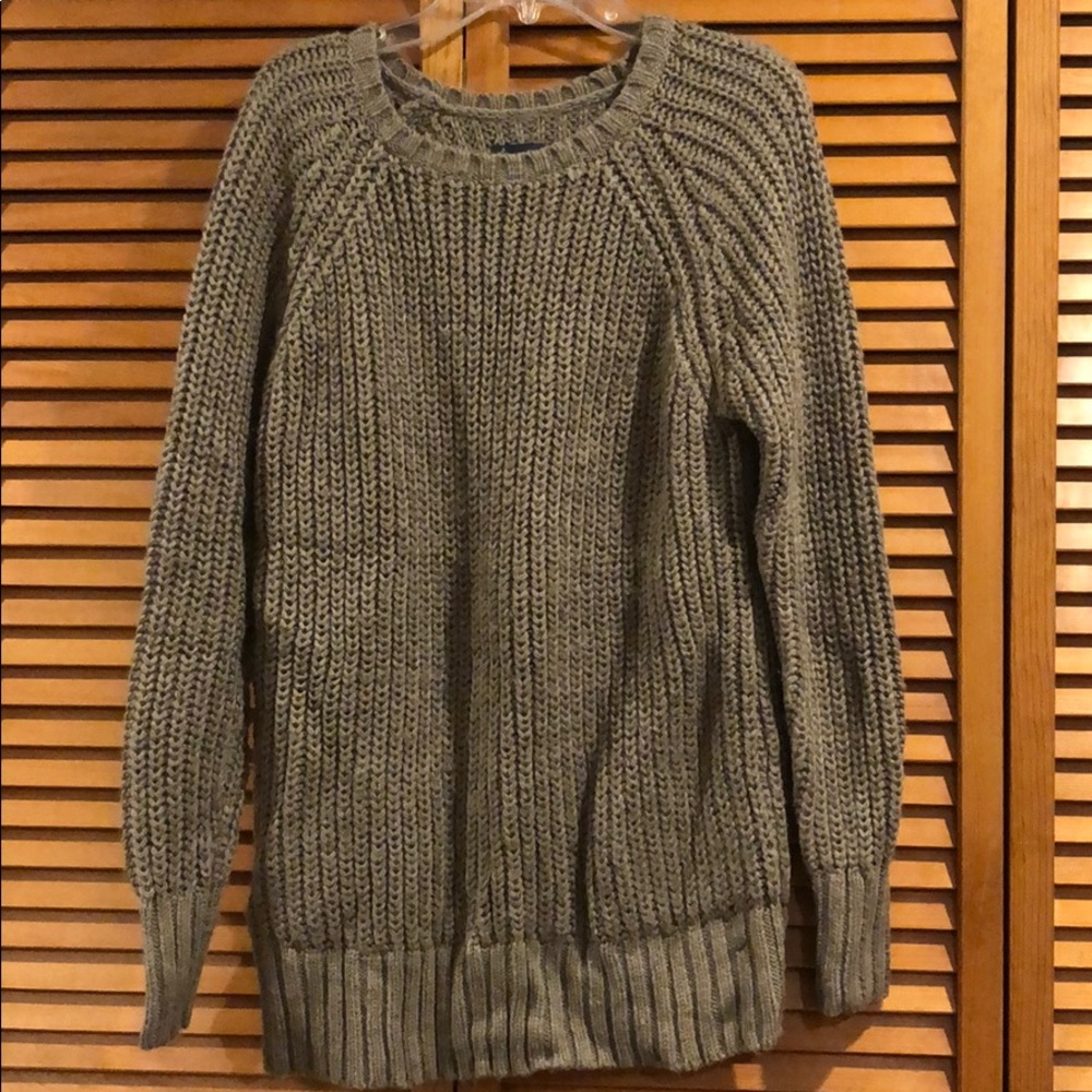 American Eagle sweater